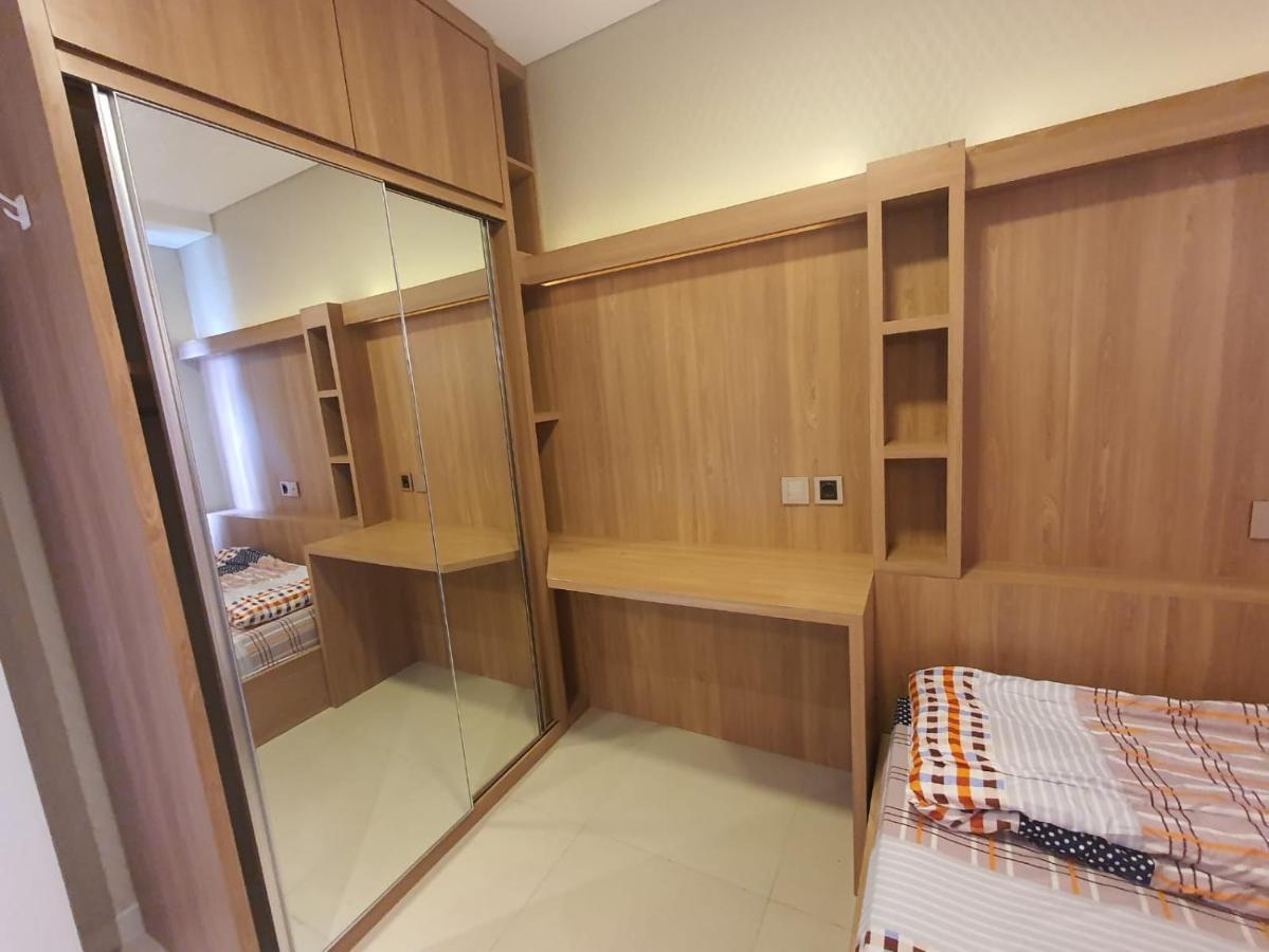 Madison Park Apartment Near Mall Central Park Jakarta Buitenkant foto