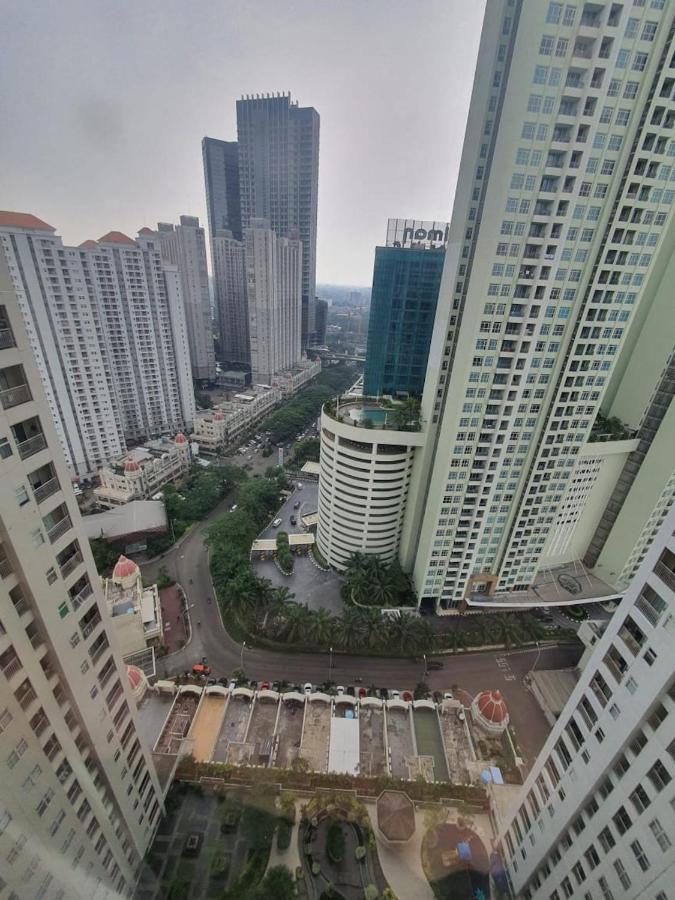 Madison Park Apartment Near Mall Central Park Jakarta Buitenkant foto